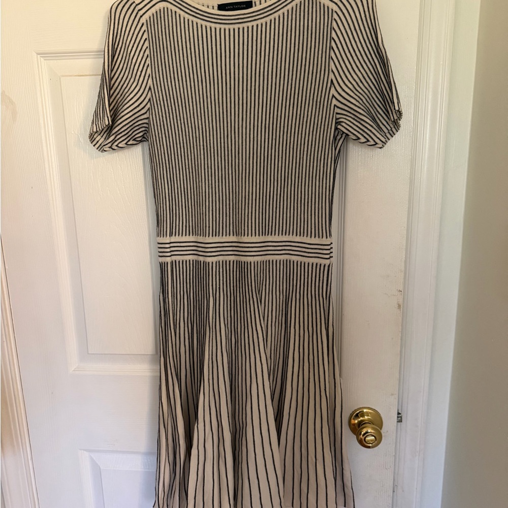 Ann Taylor Black & Cream Striped Midi Dress